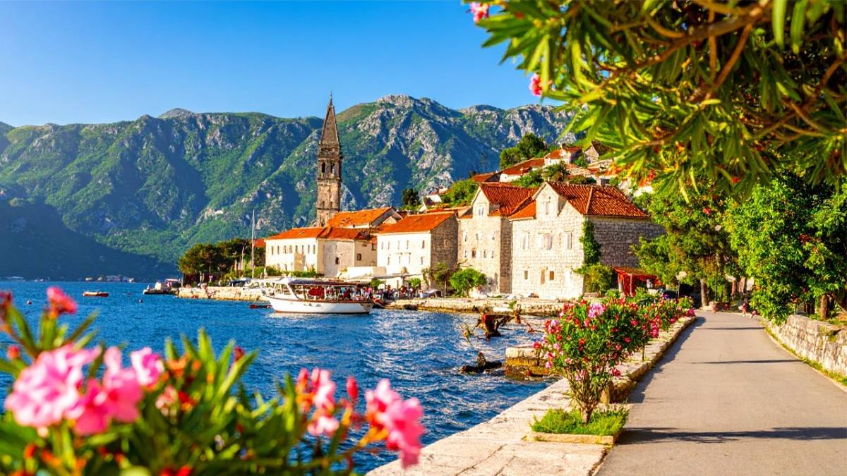 Discover the Magic of Perast and Our Lady of the Rocks